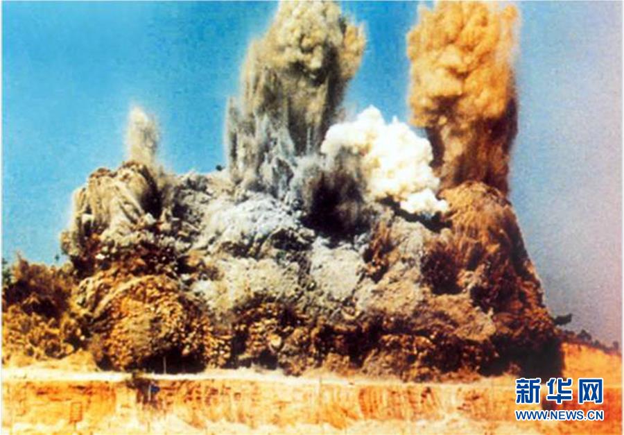 （新華全媒頭條·壯闊東方潮　奮進(jìn)新時(shí)代——慶祝改革開放40年·圖文互動）（1）從追趕時(shí)代到引領(lǐng)時(shí)代——從深圳發(fā)展奇跡看中國改革開放40年 