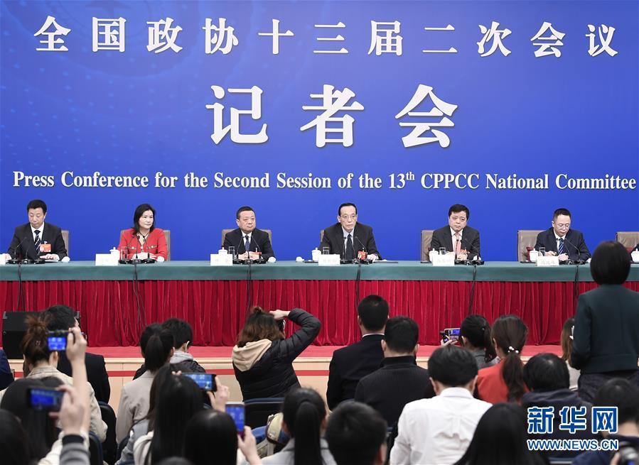 （兩會）（1）政協(xié)委員談優(yōu)化營商環(huán)境、促進民營經(jīng)濟高質量發(fā)展