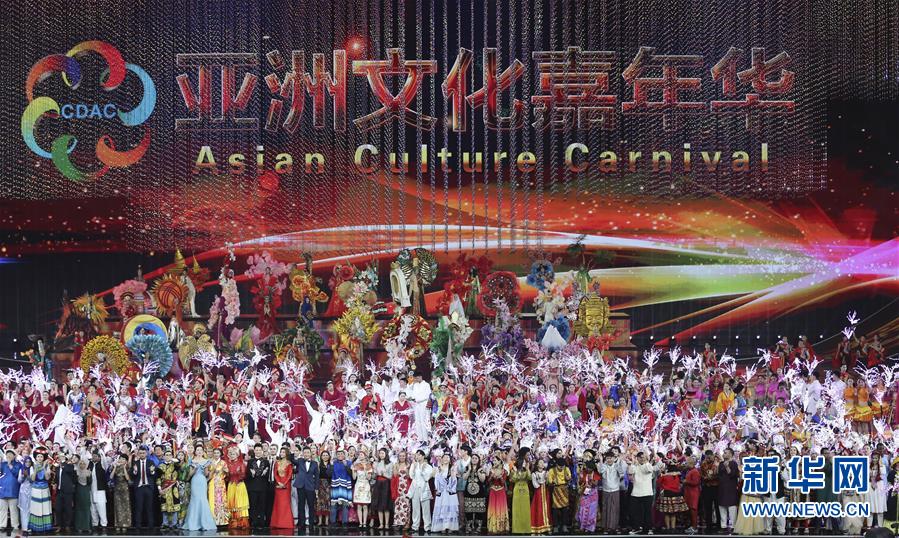 （新華全媒頭條·圖文互動）（6）百年變局中的中國信心與擔(dān)當(dāng)——2019年習(xí)近平主席引領(lǐng)中國特色大國外交深刻影響世界