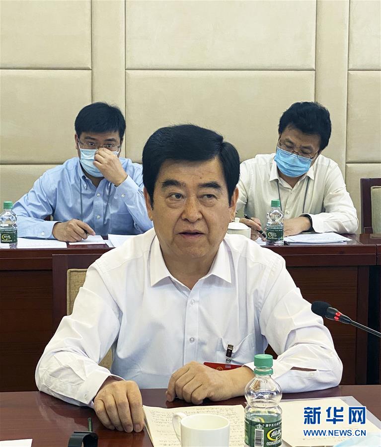 （兩會·熱點(diǎn)畫報(bào)）（9）代表委員聚焦民法典草案