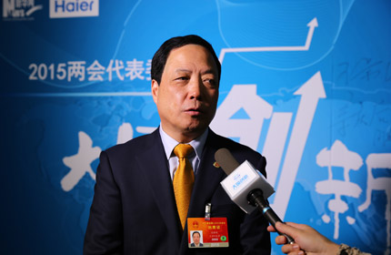 “一個(gè)技術(shù)點(diǎn)上的創(chuàng)新，形成一個(gè)體系的技術(shù)創(chuàng)新，再形成一個(gè)體系的標(biāo)準(zhǔn)。”
