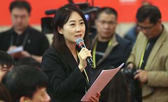 鳳凰衛(wèi)視、鳳凰網(wǎng)記者提問