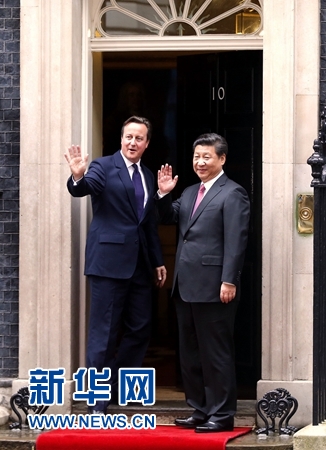 10月21日，國(guó)家主席習(xí)近平在倫敦唐寧街首相府同英國(guó)首相卡梅倫舉行會(huì)談。 新華社記者 鞠鵬 攝 