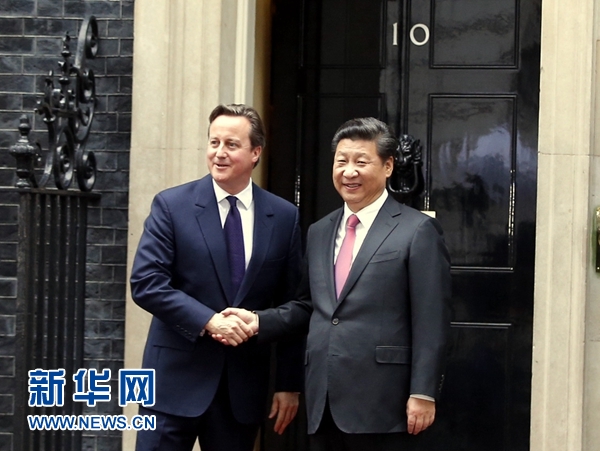 10月21日，國(guó)家主席習(xí)近平在倫敦唐寧街首相府同英國(guó)首相卡梅倫舉行會(huì)談。 新華社記者 鞠鵬 攝 