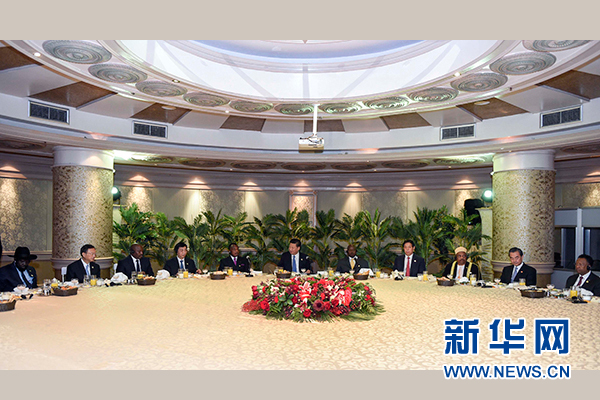 12月4日，國家主席習近平在約翰內斯堡集體會見13位非洲國家領導人。 新華社記者 謝環(huán)馳 攝
