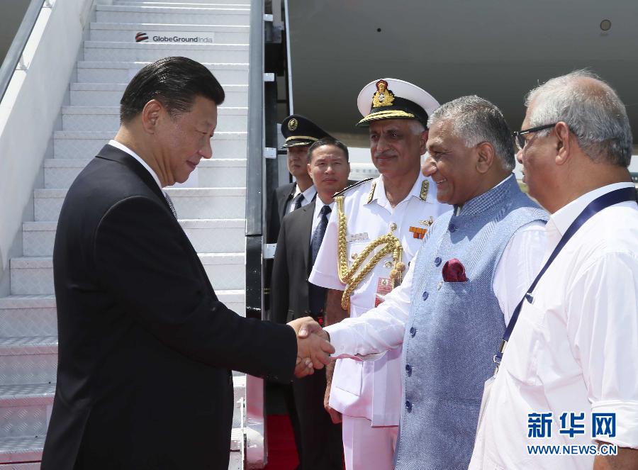 10月15日，國(guó)家主席習(xí)近平抵達(dá)印度果阿，應(yīng)印度總理莫迪邀請(qǐng)，出席金磚國(guó)家領(lǐng)導(dǎo)人第八次會(huì)晤。 新華社記者蘭紅光攝 